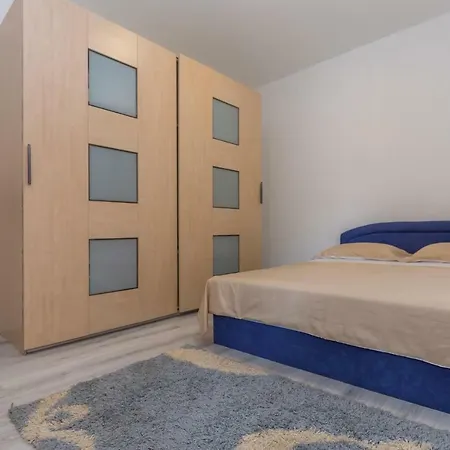 Two-bedroom In Rogotin